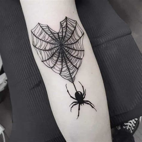 araña tatuaje|Significado del tatuaje de araña